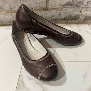 Brown Leather Privó by Clark’s Flats